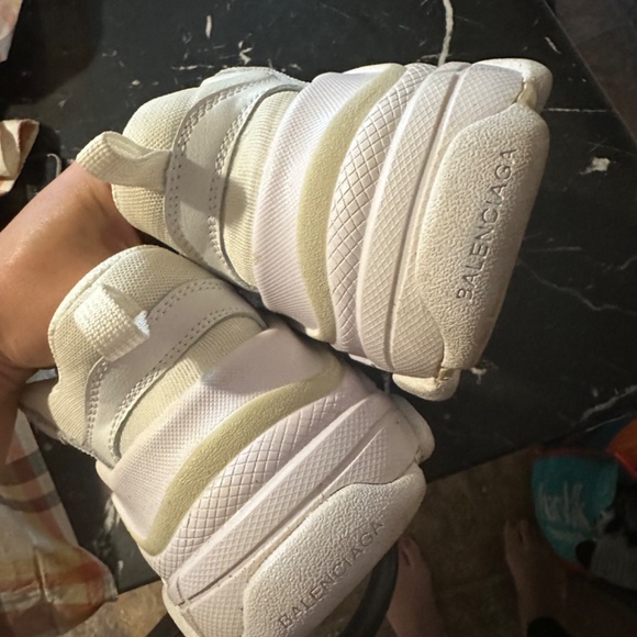 BALENCIAGA TRIPLE S SNEAKER WHITE SIZE US 8.5 - Picture 7 of 9